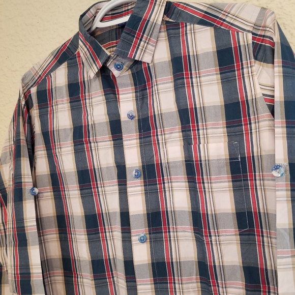 BEST Button-Up - Picture 3 of 5